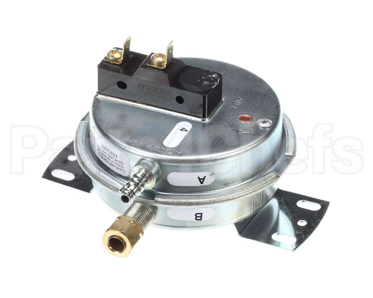 2E-Z24058 Wells Switch, Vacuum #4