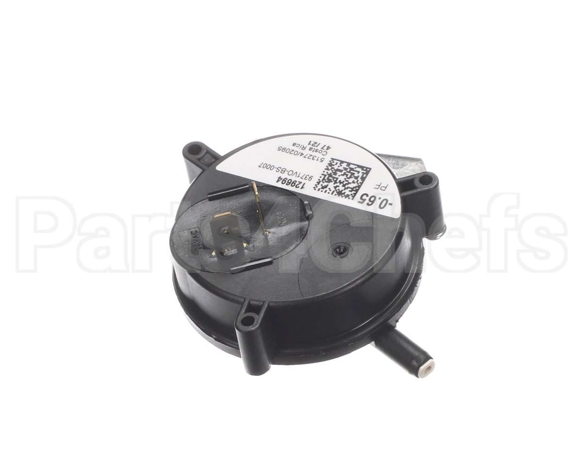S1-02435311000 York Air Pressure Switch-0.65 On Fall,