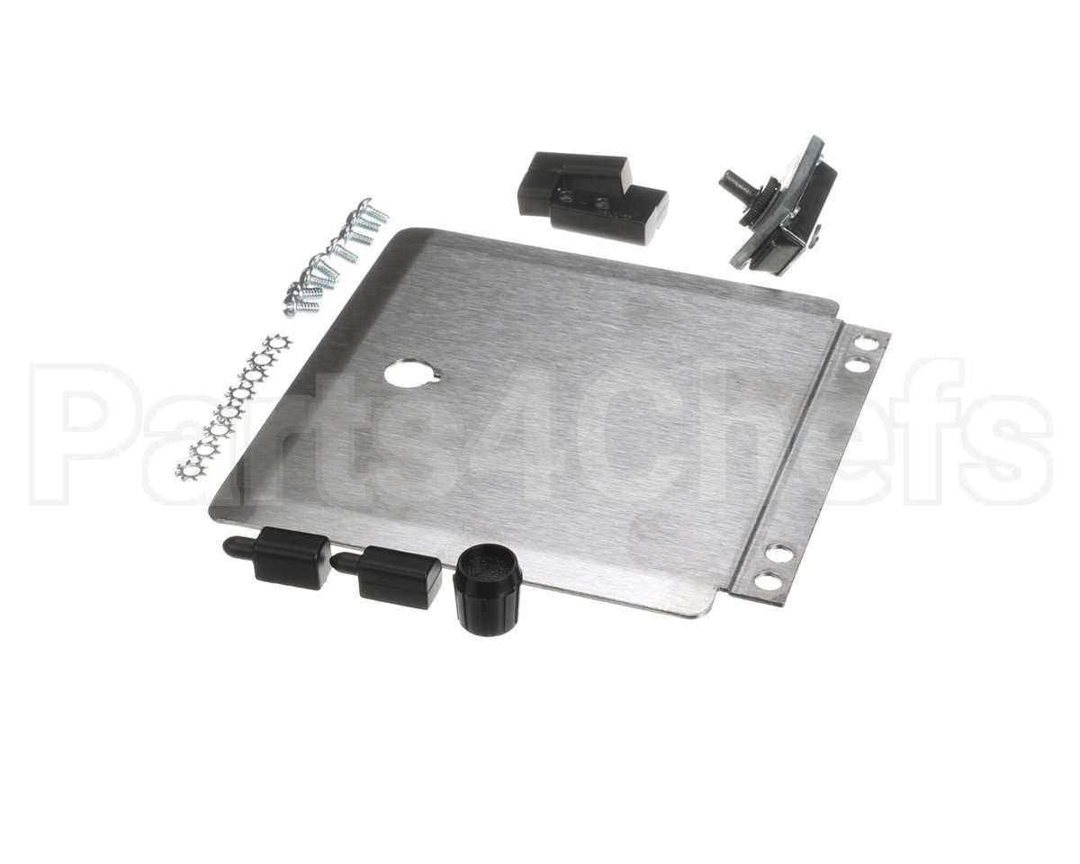 SN4-A3301U Bakers Pride Access Door Kit; Control