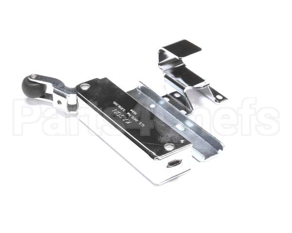 01-100V18-00152 Baxter Door,Closer W/Flush Strike
