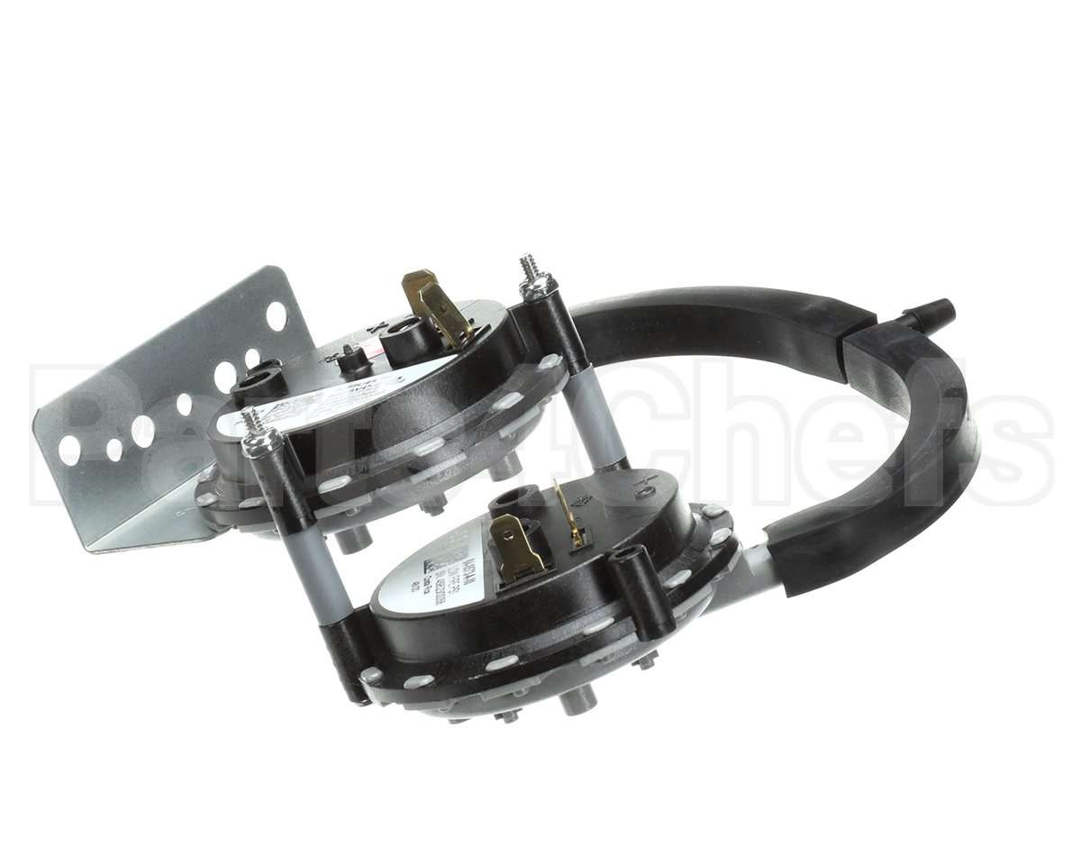 0130F00508 Goodman Air Pressure Switch - Dual