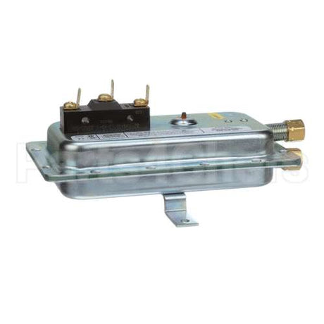 100208398 Lochinvar K,Switch, Pressure,7.05" Wc