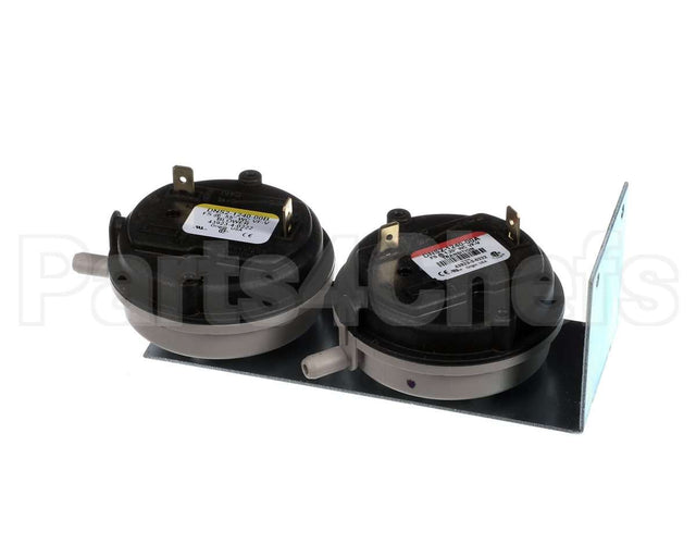 1014829 International Comfort Pro Switch Vent Press Asy 90+