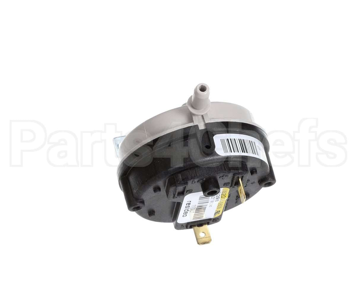 1170927 International Comfort Pro Switch Vent Press