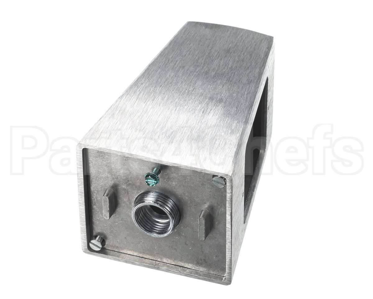 2194083 Delfield Box,Outlet,Elevated,1