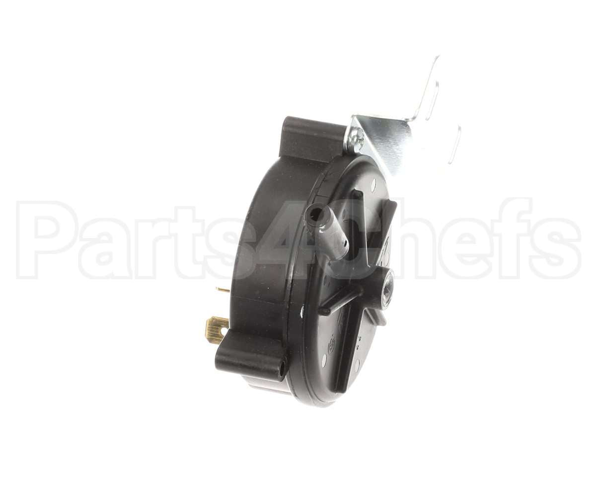24W98 Lennox -.31"Wc Spst Pressure Switch