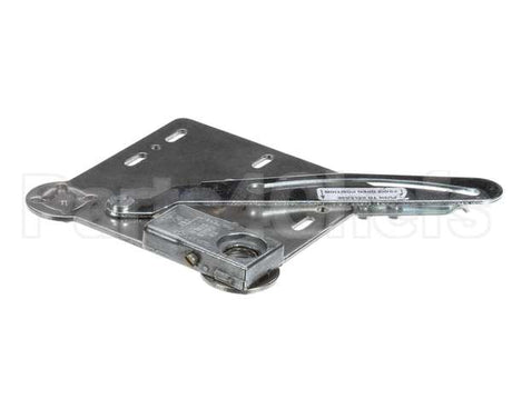 35-01669 Master-Bilt Rh Bottom Hinge#15-12687-0000