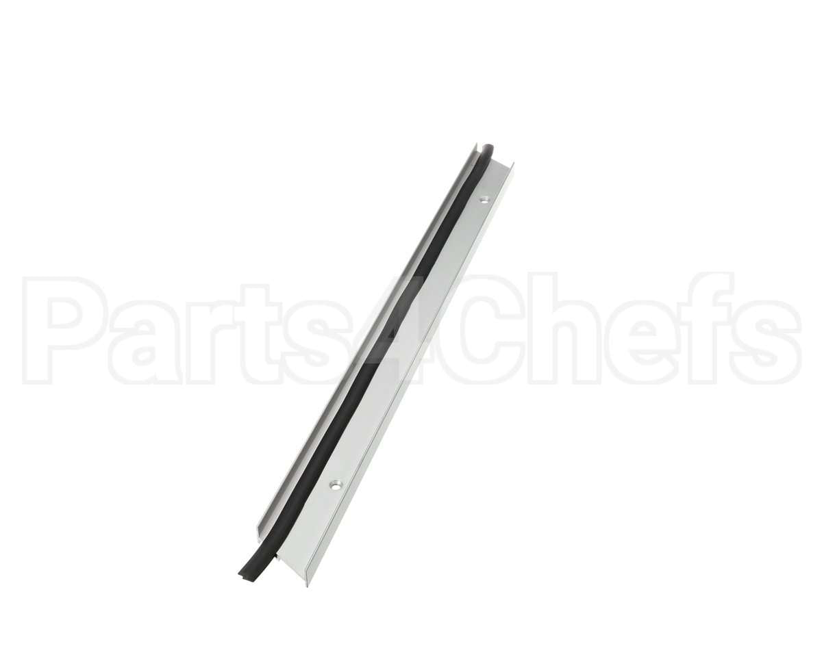 40204.0000 Giles Track Right Door Jam Ghm