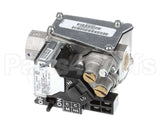 EF33CW201 Bryant Payne Gas Valve [Nat]