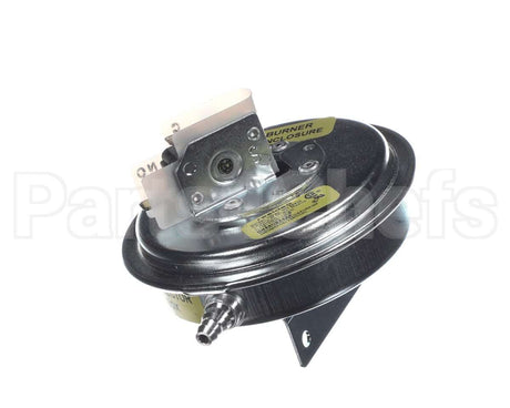 HK06NB065 Bryant Payne Pressure Switch Spst Cls .8"Wc