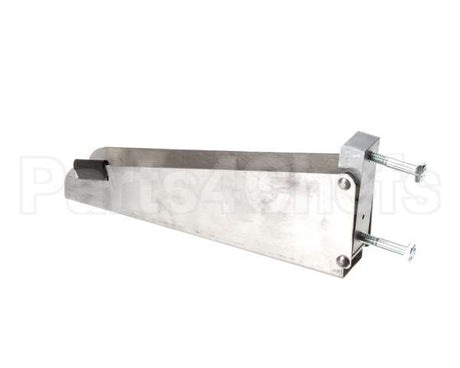 P83010 Atlas Metal Work Shelf Bracket