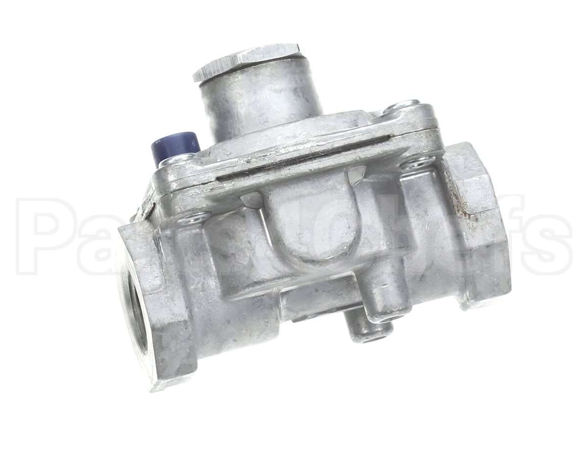 RV47CL-33 Dormont 3/8" Convertible Gas Regulator